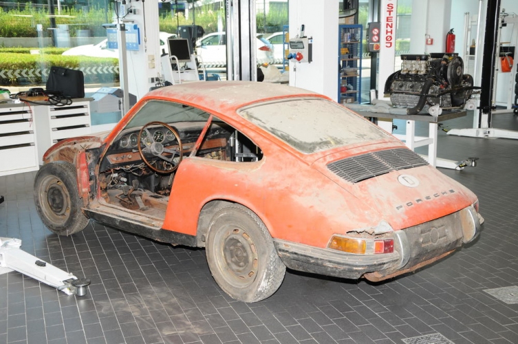 Porsche намери, реставрира и показа най-старото 911 за първи път