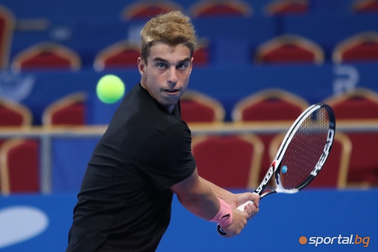 Адриан Андреев тренира преди началото на Sofia Open