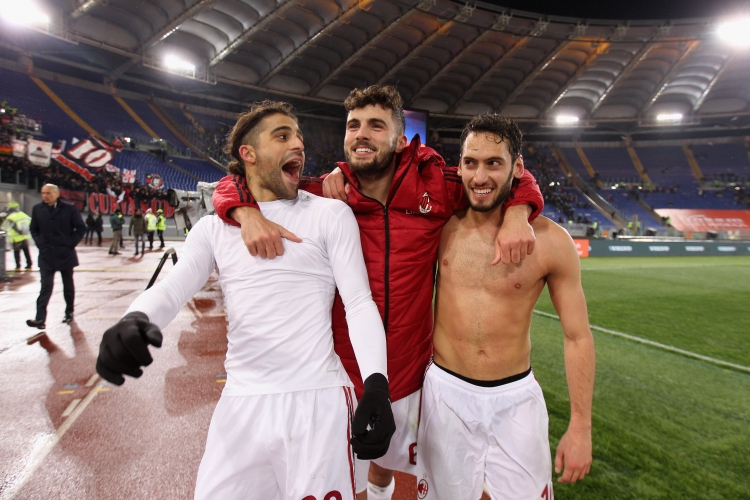 Милан удари Рома на "Олимпико"