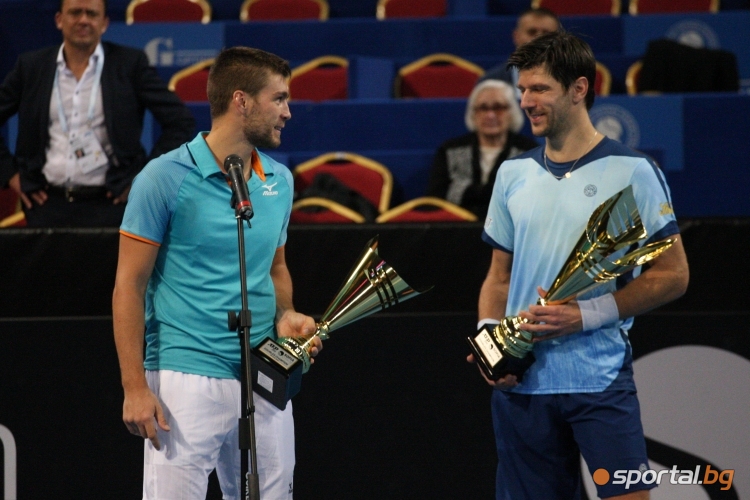 Награждаване след финала на двойки на Sofia Open 2019