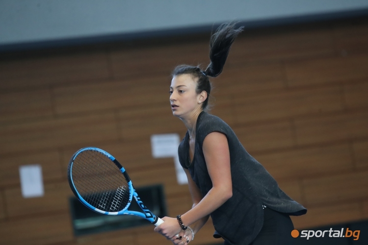 Последна тренировка на българските тенисистки преди участието във Фед Къп